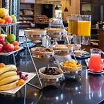 Continental Hotel 4*