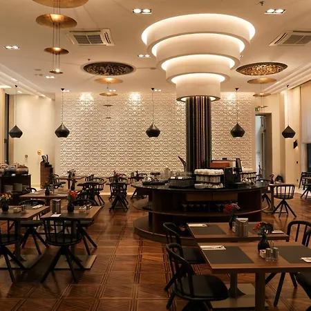 Otel Continental 4*
