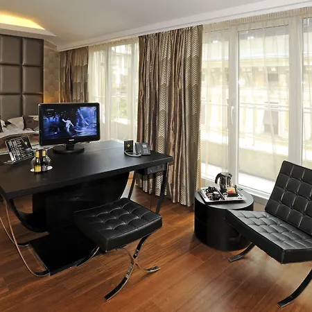 Continental Otel Budapeşte