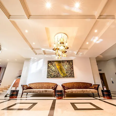 Continental 4*