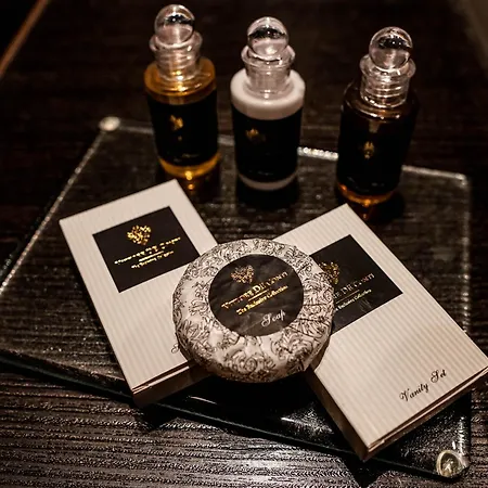 فندق Continental