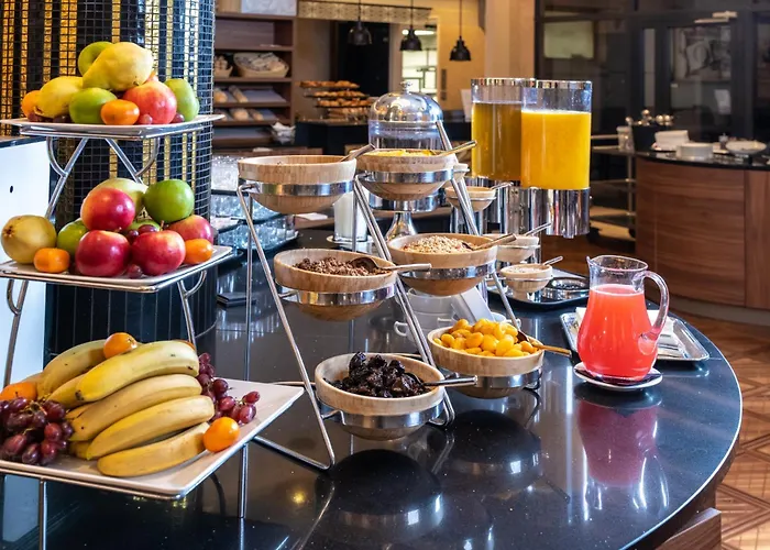 Continental Hotell 4*