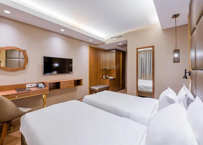 Continental Hotell 4*