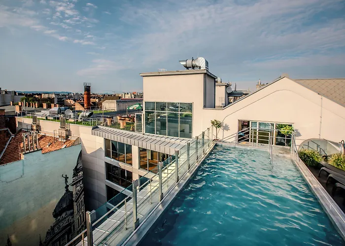 Continental Hotell 4*